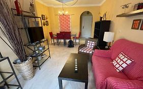 E2 Cómodo Apartamento equipado a 5 min de Playa Granada con terraza de 11m2
